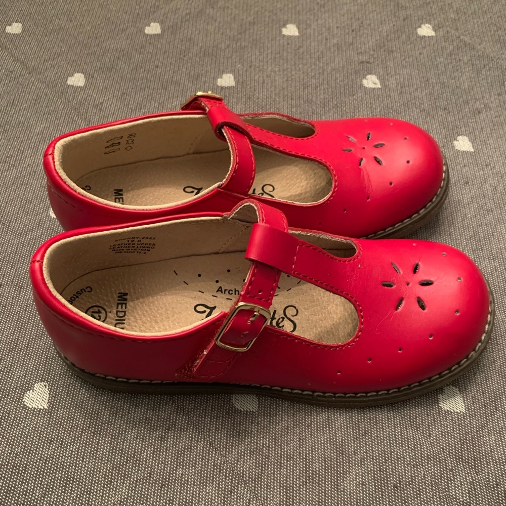 ❤️ EUC FootMates Sherry Mary Jane ❤️